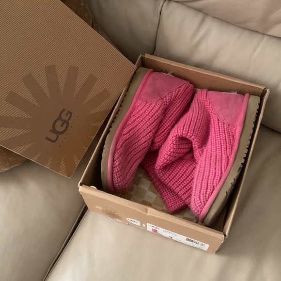 Ugg K Cardy II Girls Size 3 - Picture 7 of 12